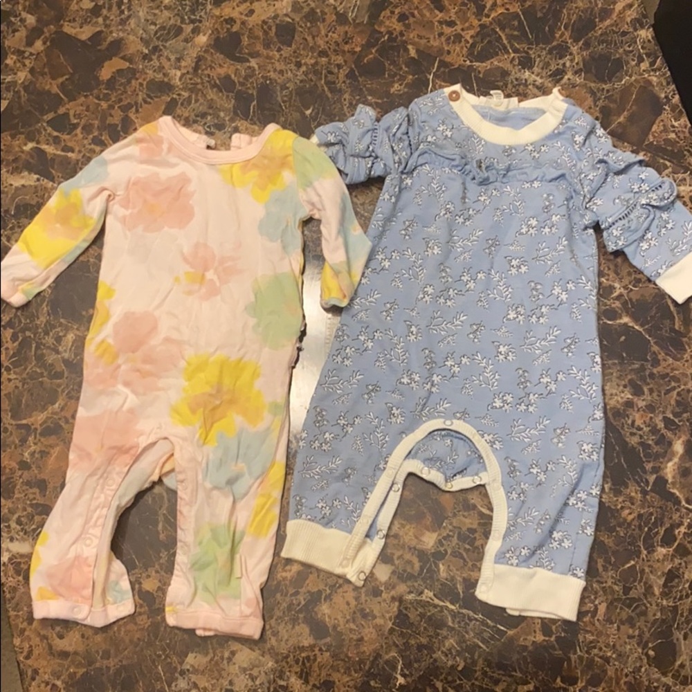 Baby girl BUNDLE. 2 adorable bodysuits!